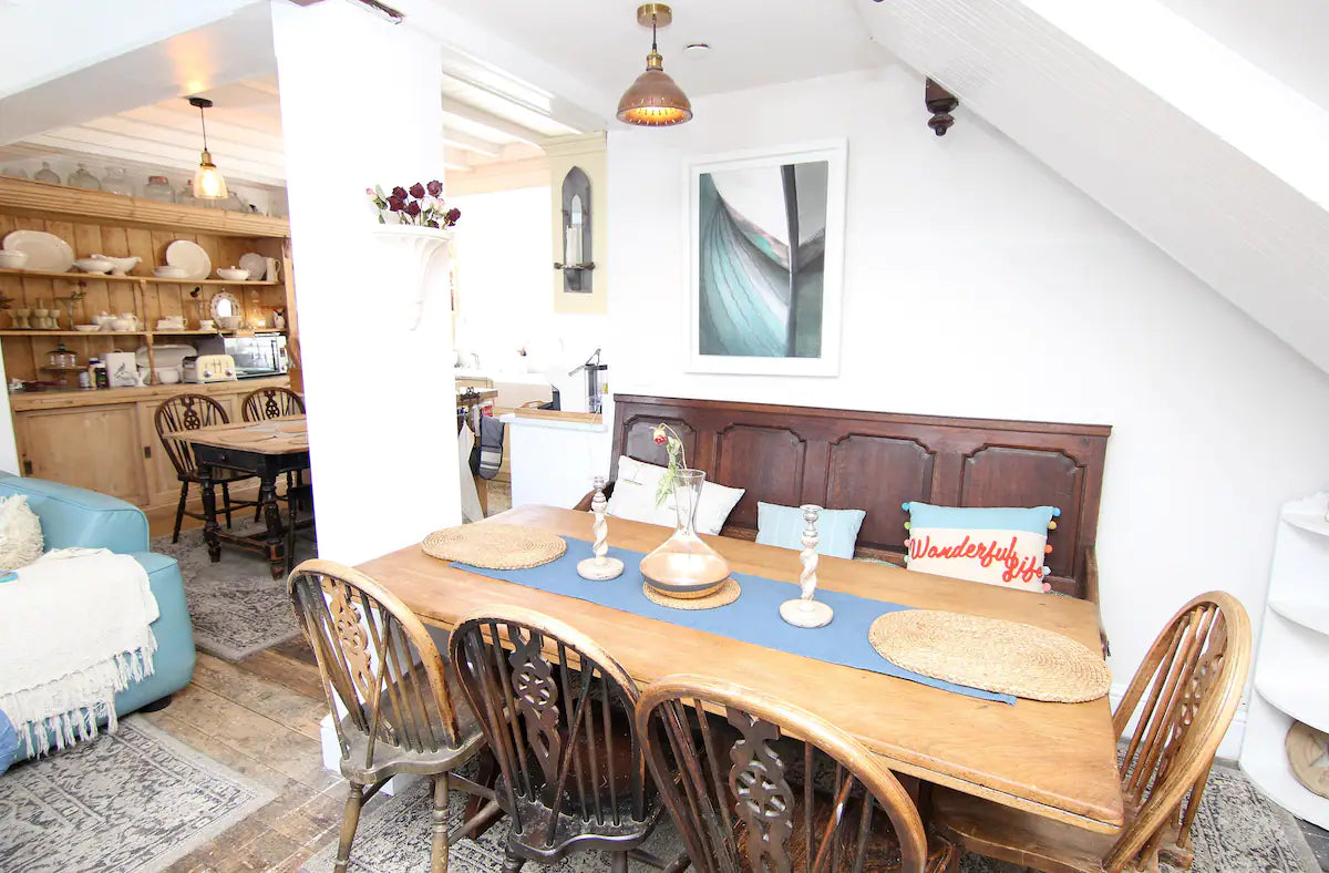 13 nights accommodation (twin)